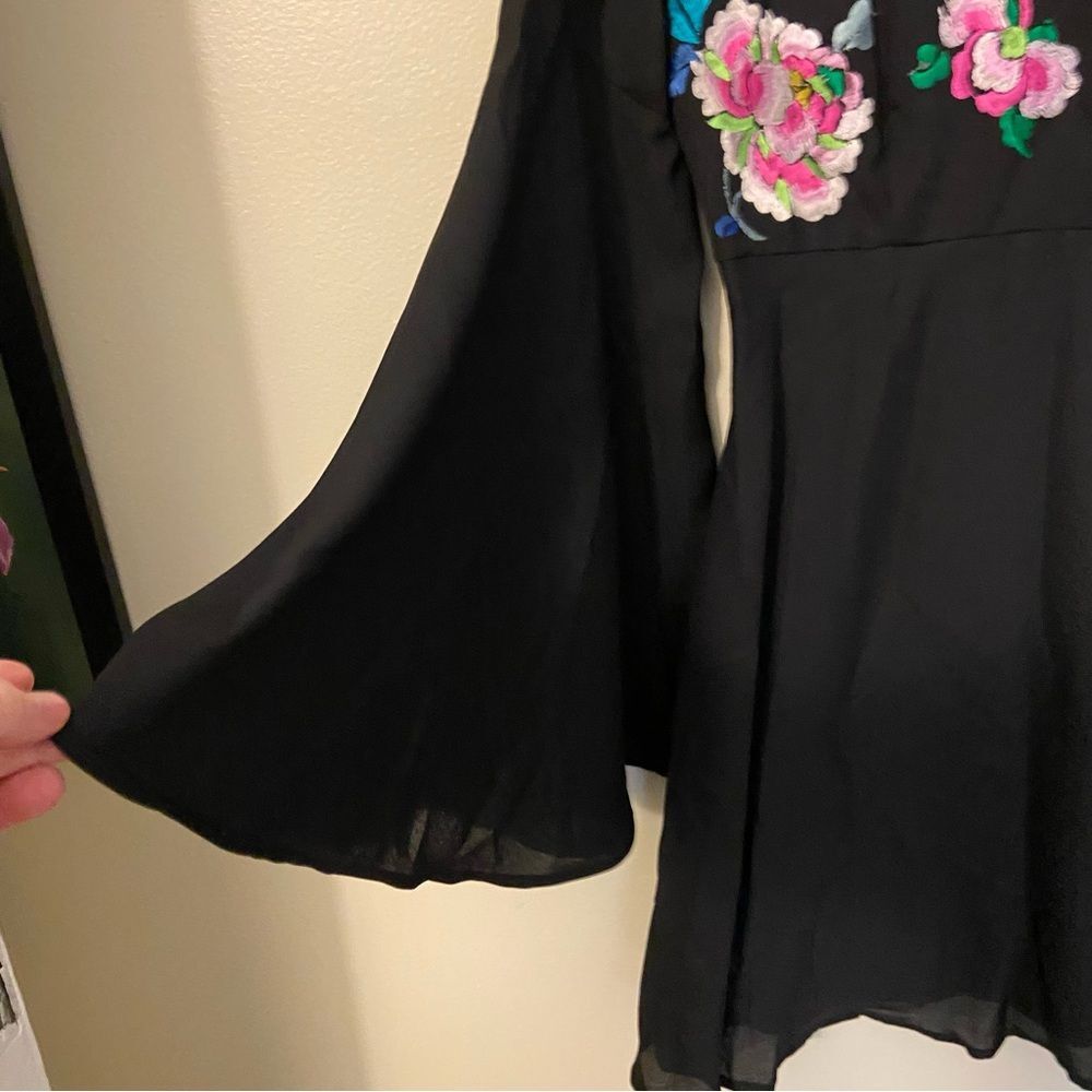 NWT ASOS Black Dress with Floral Bird Embroidery size 10 - Picture 3 of 11